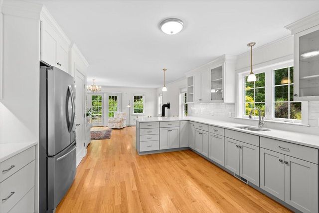 20 Durham Drive, Falmouth, MA 02540