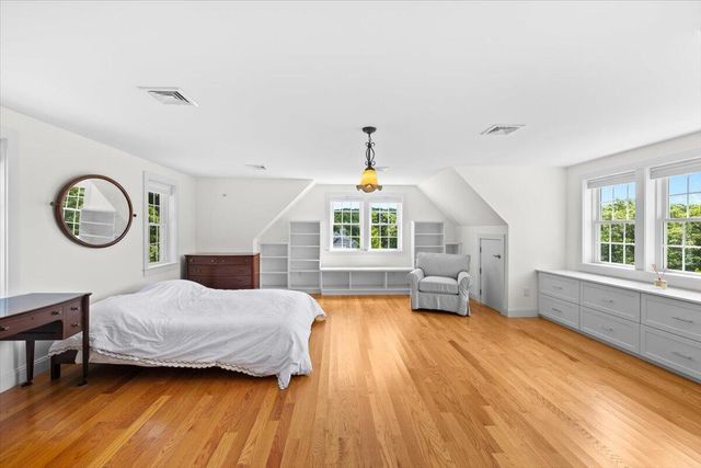 20 Durham Drive, Falmouth, MA 02540