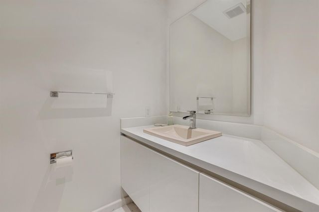 701 N Fort Lauderdale Beach Boulevard 406, Fort Lauderdale, FL 33304