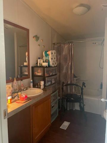 20803 Sunshine Road, Hermitage, MO 65668