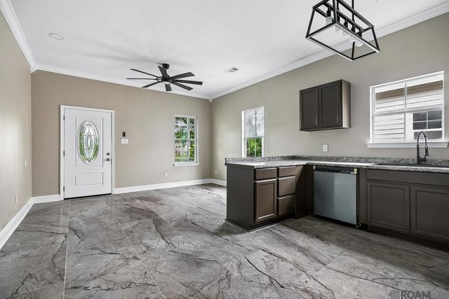 1105 Thomas H Delpit Dr, Baton Rouge, LA 70802