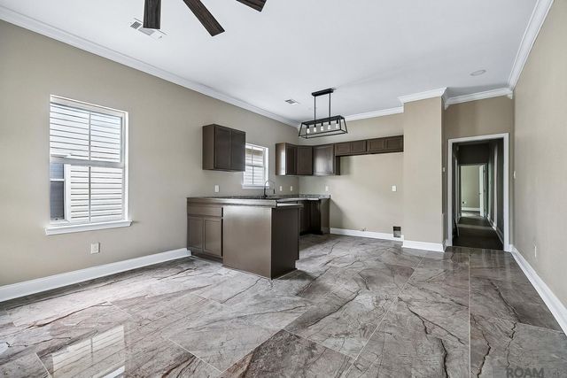 1105 Thomas H Delpit Dr, Baton Rouge, LA 70802