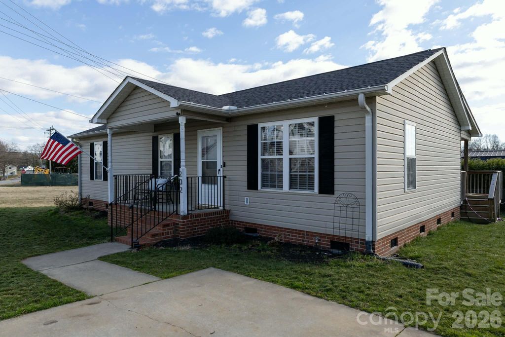 202 E Rice Street, Landis, NC 28088