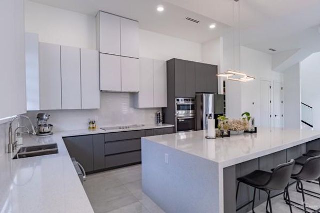 4312 Zanesville Avenue, Mcallen, TX 78503