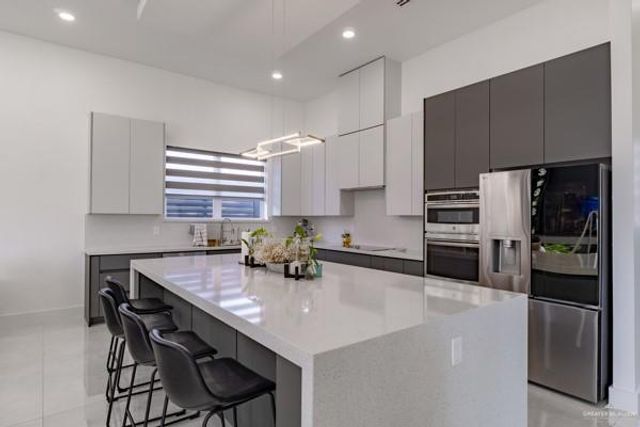 4312 Zanesville Avenue, Mcallen, TX 78503