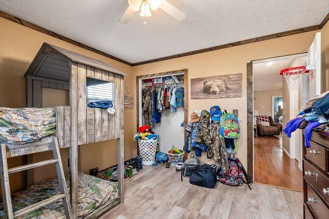 139 Old Standing Stone Rd, Livingston, TN 38570