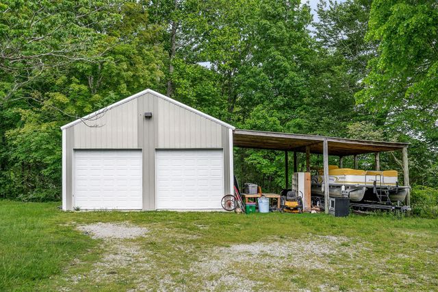 139 Old Standing Stone Rd, Livingston, TN 38570