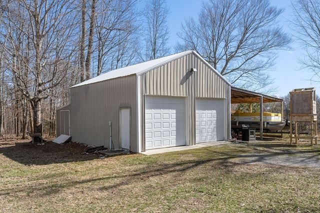 139 Old Standing Stone Rd, Livingston, TN 38570