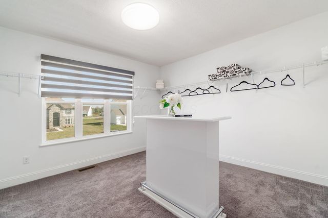 3220 Blantons Pass, Delaware, OH 43015