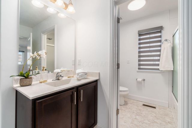 3220 Blantons Pass, Delaware, OH 43015