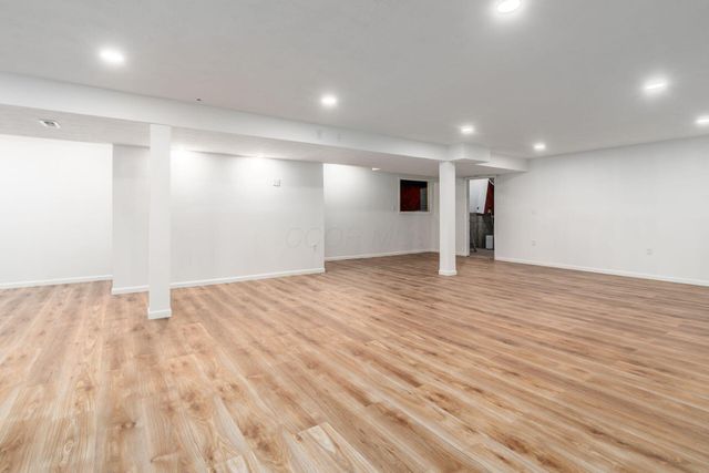 3220 Blantons Pass, Delaware, OH 43015