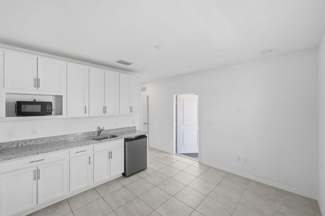4633 SW Savona Boulevard, Port St. Lucie, FL 34953