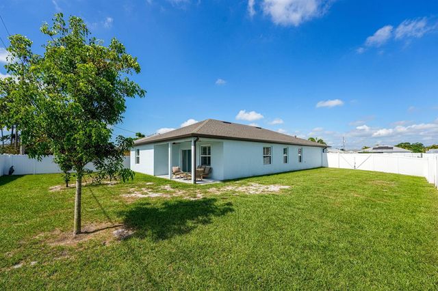4633 SW Savona Boulevard, Port St. Lucie, FL 34953