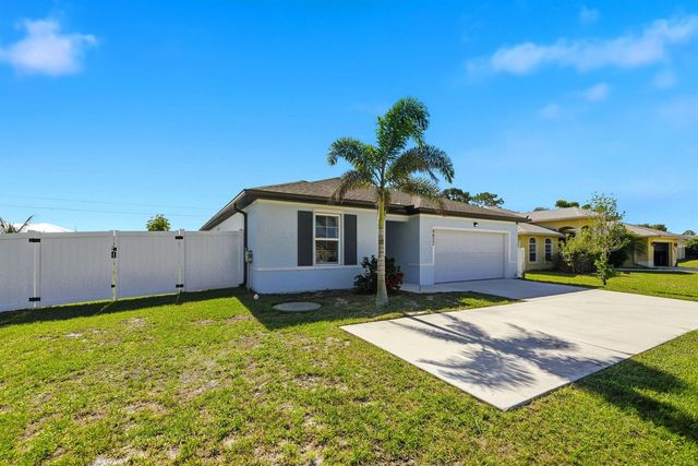 4633 SW Savona Boulevard, Port St. Lucie, FL 34953