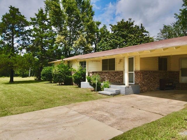 109 Olive Street, Mount Vernon, TX 75457