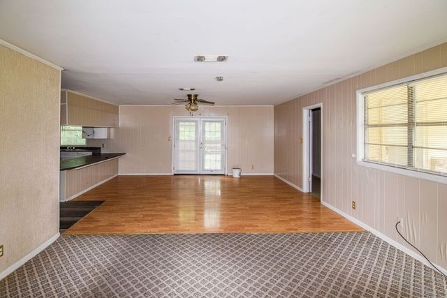 109 Olive Street, Mount Vernon, TX 75457