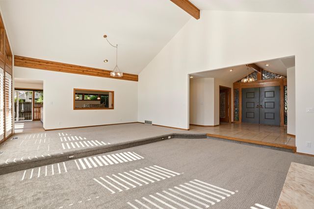 5019 S St Andrews Ln, Spokane, WA 99223