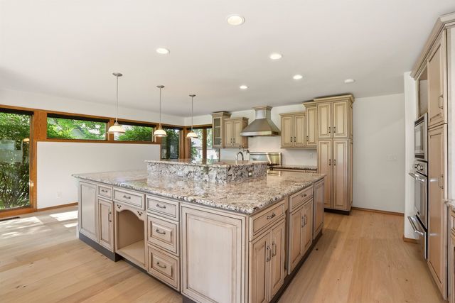 5019 S St Andrews Ln, Spokane, WA 99223