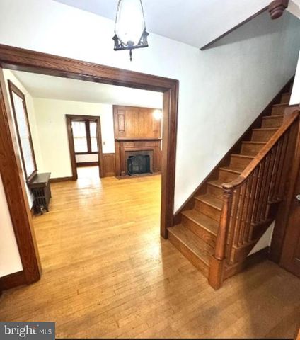 2418 WASHINGTON BLVD, Arlington, VA 22201