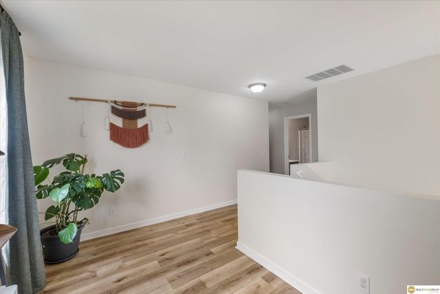 15084 Mormon Circle, Bennington, NE 68007