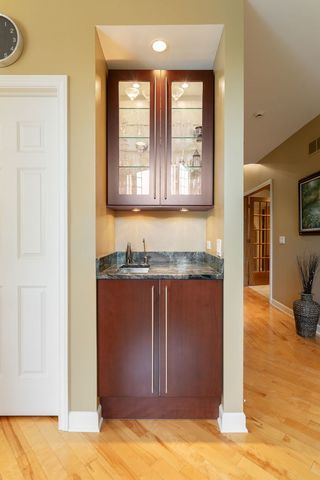38W590 Barb Hill Drive, St. Charles, IL 60175