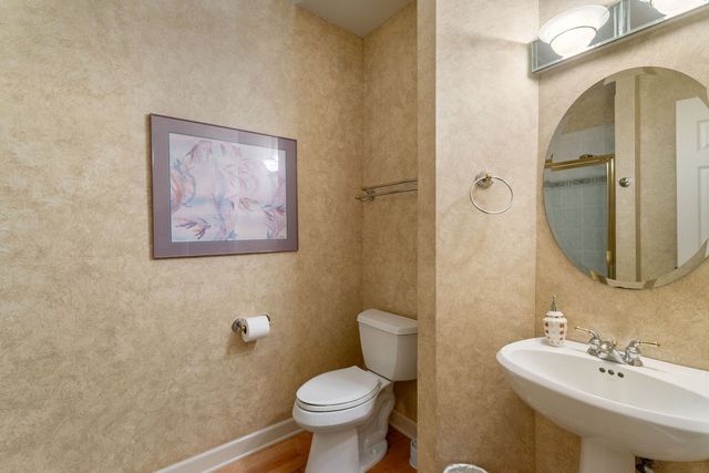 38W590 Barb Hill Drive, St. Charles, IL 60175