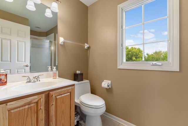 38W590 Barb Hill Drive, St. Charles, IL 60175
