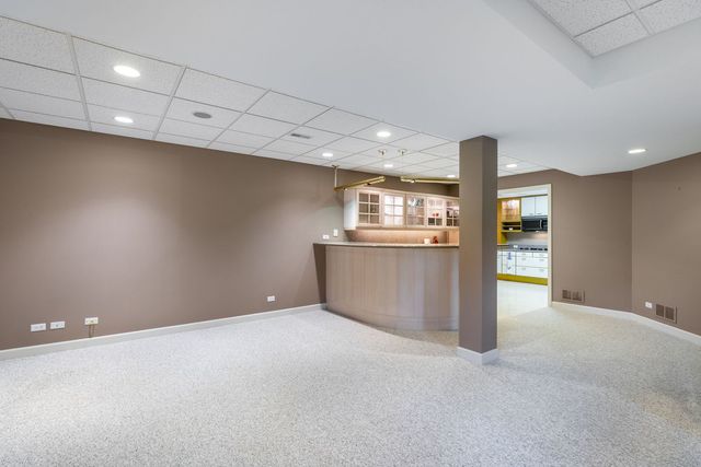 38W590 Barb Hill Drive, St. Charles, IL 60175
