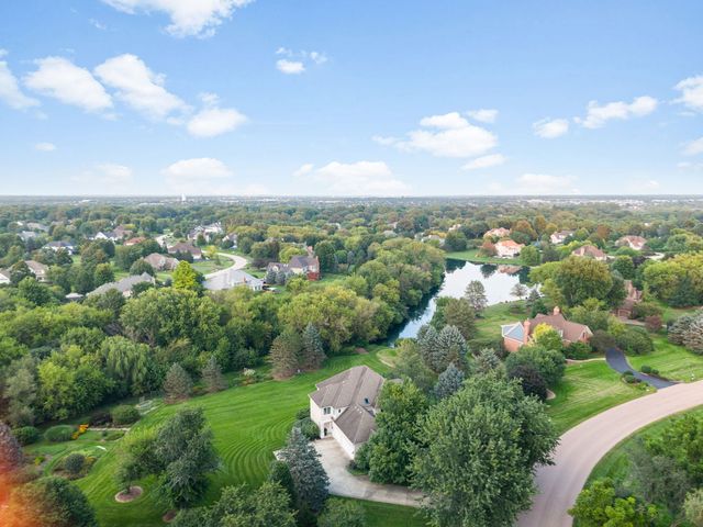 38W590 Barb Hill Drive, St. Charles, IL 60175