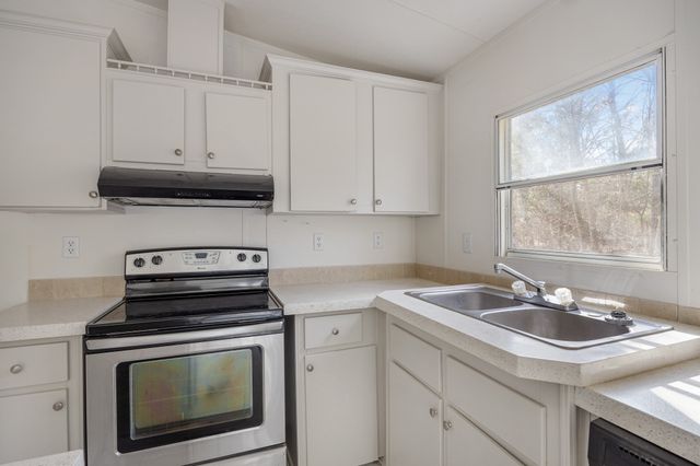 942 Balmorea Drive, Bullard, TX 75757