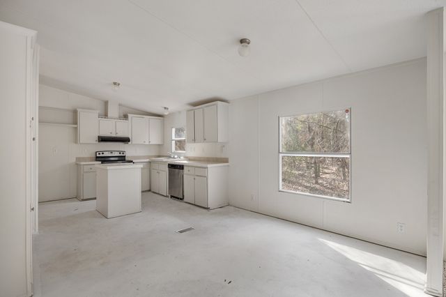 942 Balmorea Drive, Bullard, TX 75757