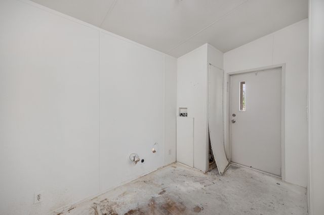 942 Balmorea Drive, Bullard, TX 75757