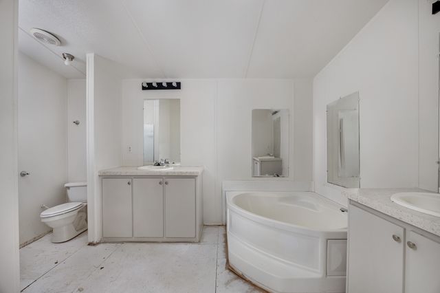 942 Balmorea Drive, Bullard, TX 75757