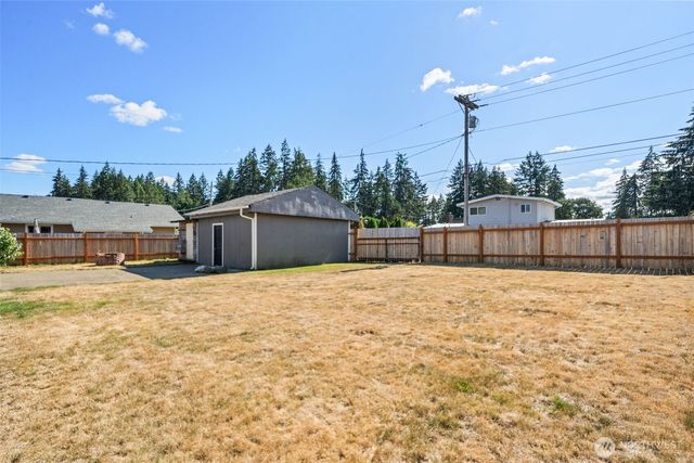 2015 Adams Street, Shelton, WA 98584