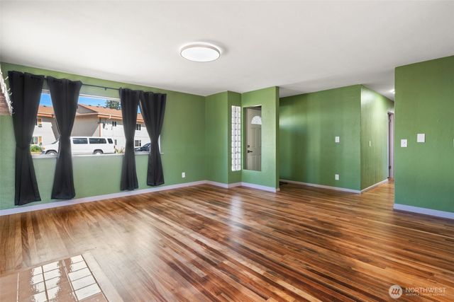 2015 Adams Street, Shelton, WA 98584
