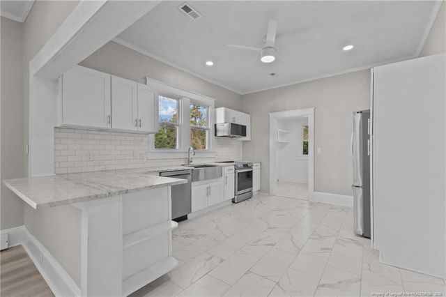 220 Beaman Street, Clinton, NC 28328