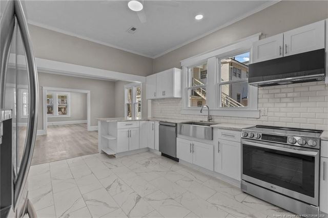 220 Beaman Street, Clinton, NC 28328