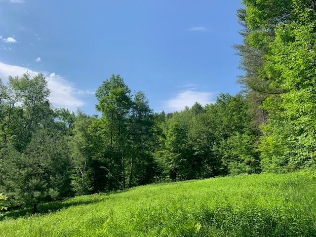 95 Jenne Road, Hartland, VT 05048