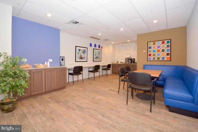 2828 BERTH CT, Annapolis, MD 21401