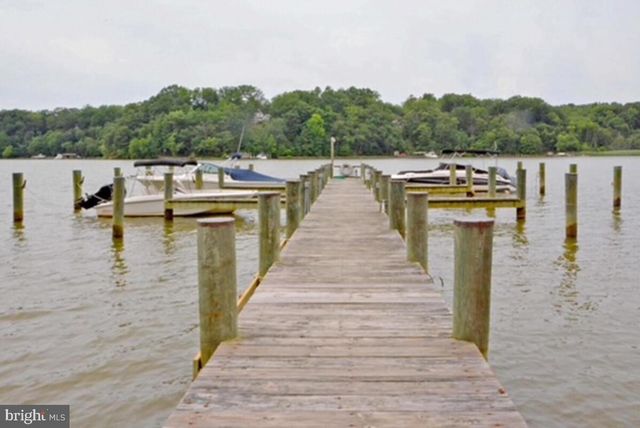 2828 BERTH CT, Annapolis, MD 21401