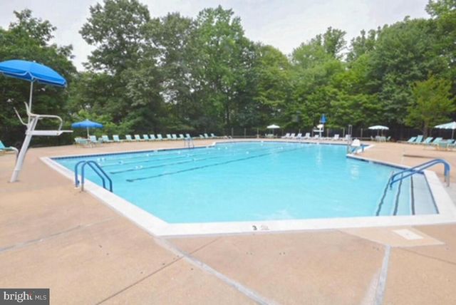 2828 BERTH CT, Annapolis, MD 21401