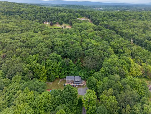 334 Pancake Hollow Road, Highland, NY 12528