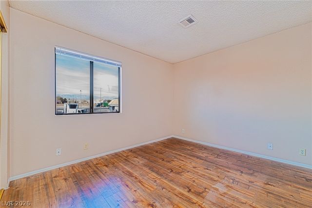 4300 North Lamont Street 251, Las Vegas, NV 89115