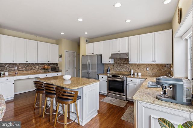 330 MOURNING DOVE DR, Newark, DE 19711