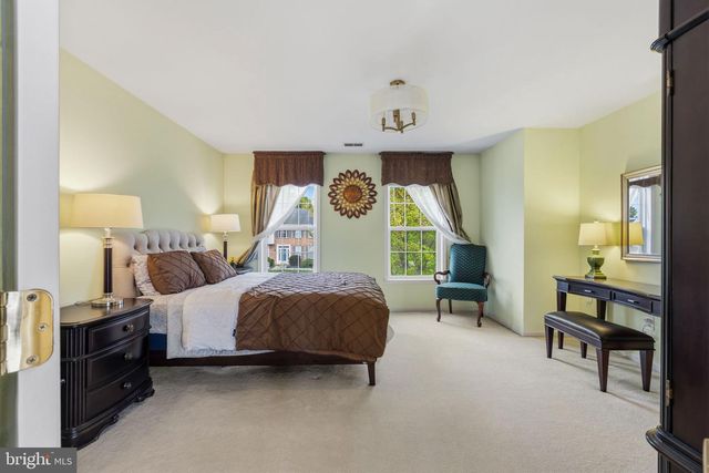 330 MOURNING DOVE DR, Newark, DE 19711