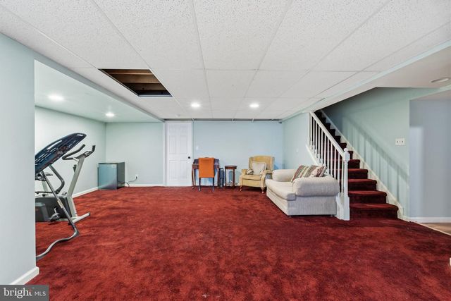 330 MOURNING DOVE DR, Newark, DE 19711