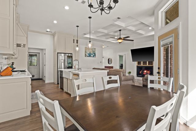 421 Mt Pleasant Street, Pittsburg, TX 75686