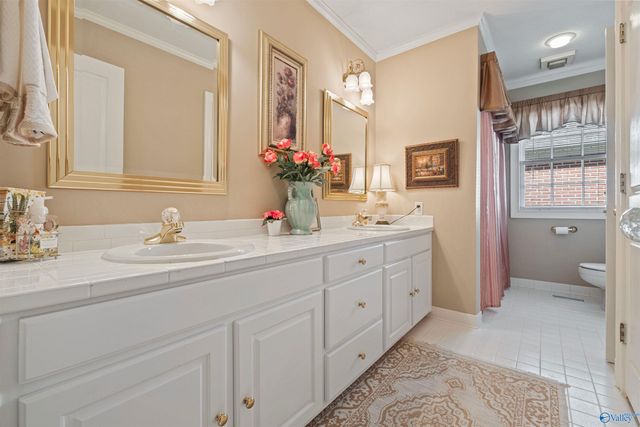 207 Hummingbird Way, Rainbow City, AL 35906