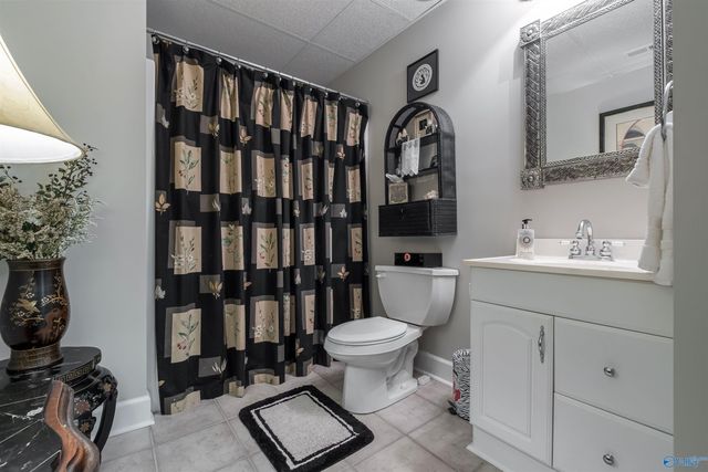 207 Hummingbird Way, Rainbow City, AL 35906