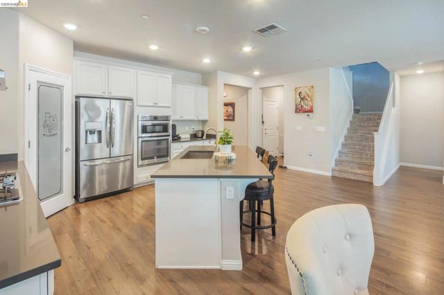 379 Savannah Way, Brentwood, CA 94513